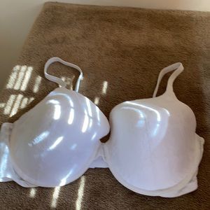 Victoria Secret Perfect Coverage T-shirt Bra